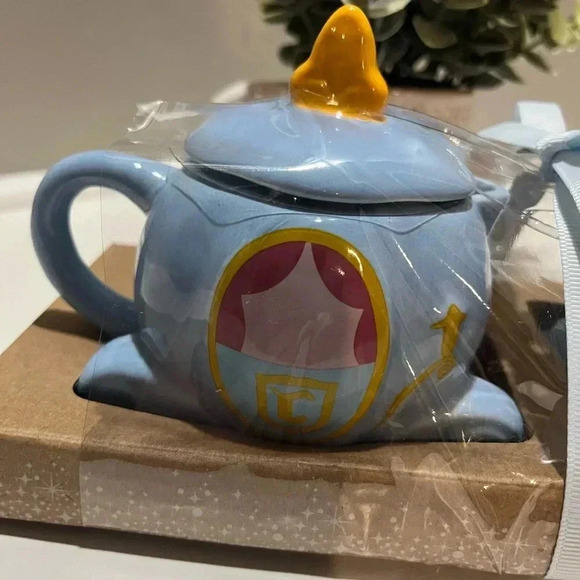 Rae Dunn X Disney Cinderella Cream and Sugar Ceramic Dishes - Picture 7 of 12